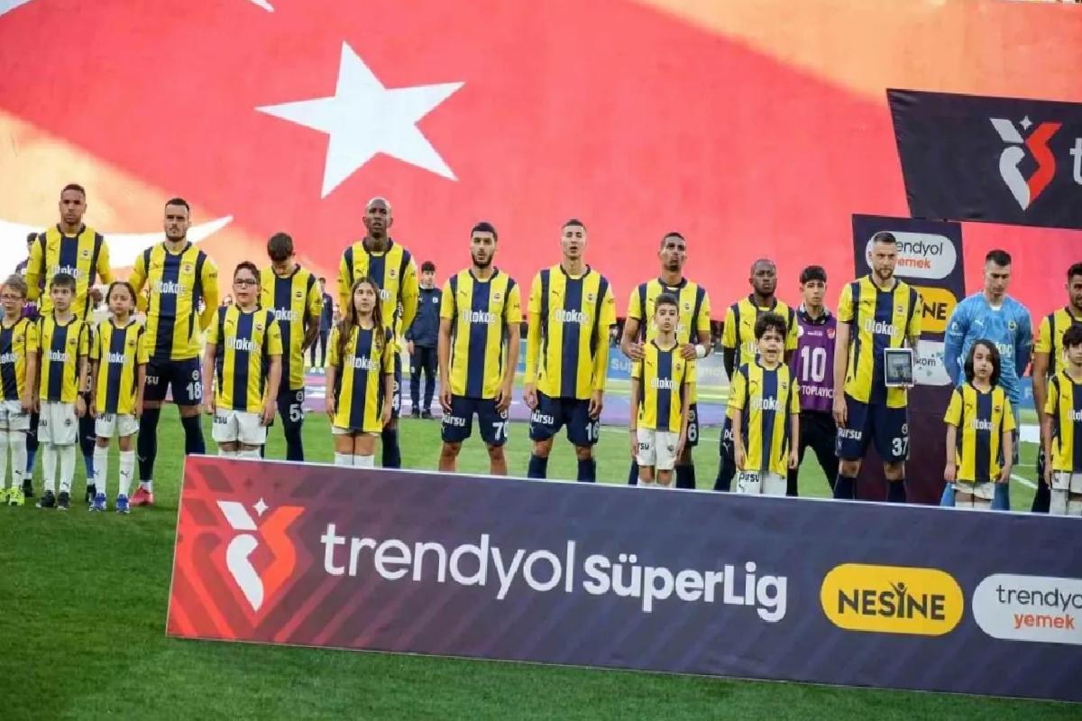 Fenerbahçe’de Eyüpspor Maçına 4 Değişiklik