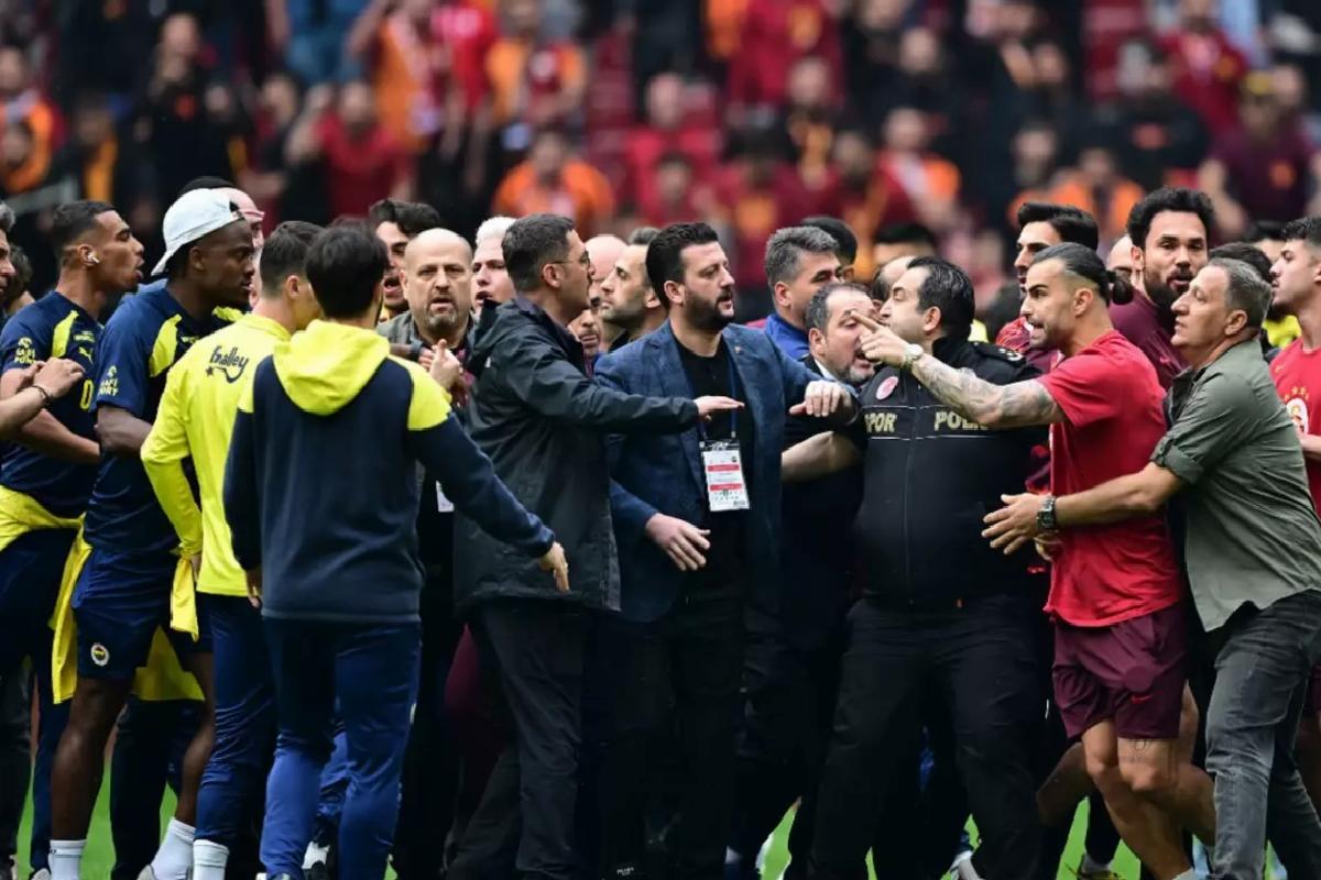 Fenerbahçe’nin yıldızlarına zorla getirilme kararı