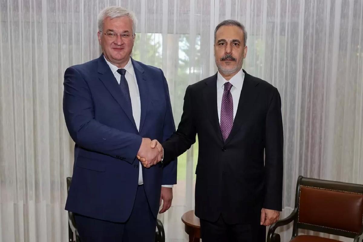 Fidan ve Sybiha Antalya’da Görüştü