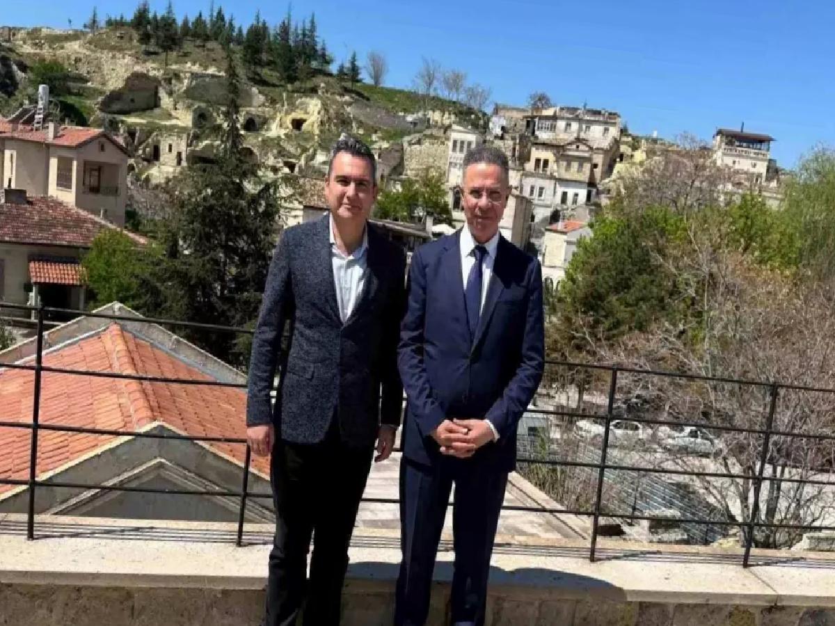 Filistin Büyükelçisi KÜN’ü Ziyaret Etti