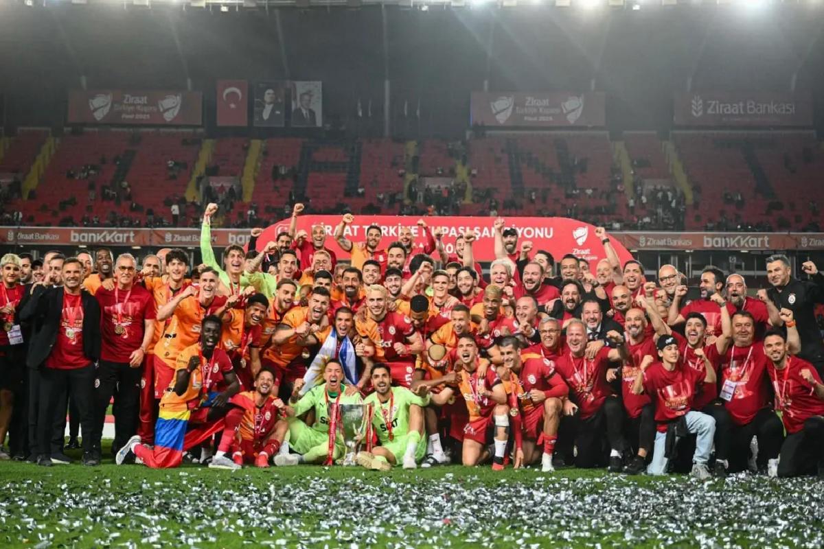 Futbolcular bayram edecek! Türkiye Kupası’nda şampiyon olan Galatasaray’a çılgın prim