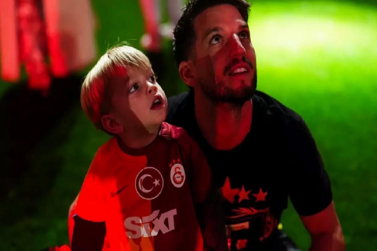 Futbolu bırakıyor mu? Mertens’ten emeklilik açıklaması