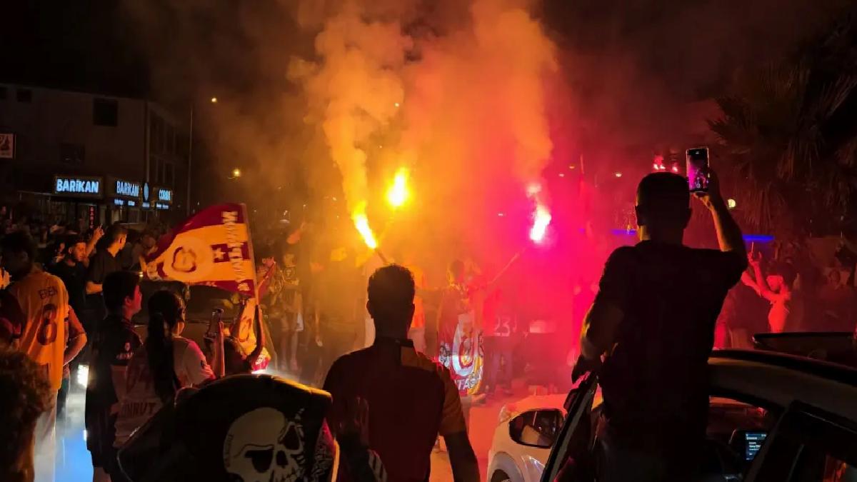 Galatasaray 25. Şampiyonluğunu Hatay’da Kutladı