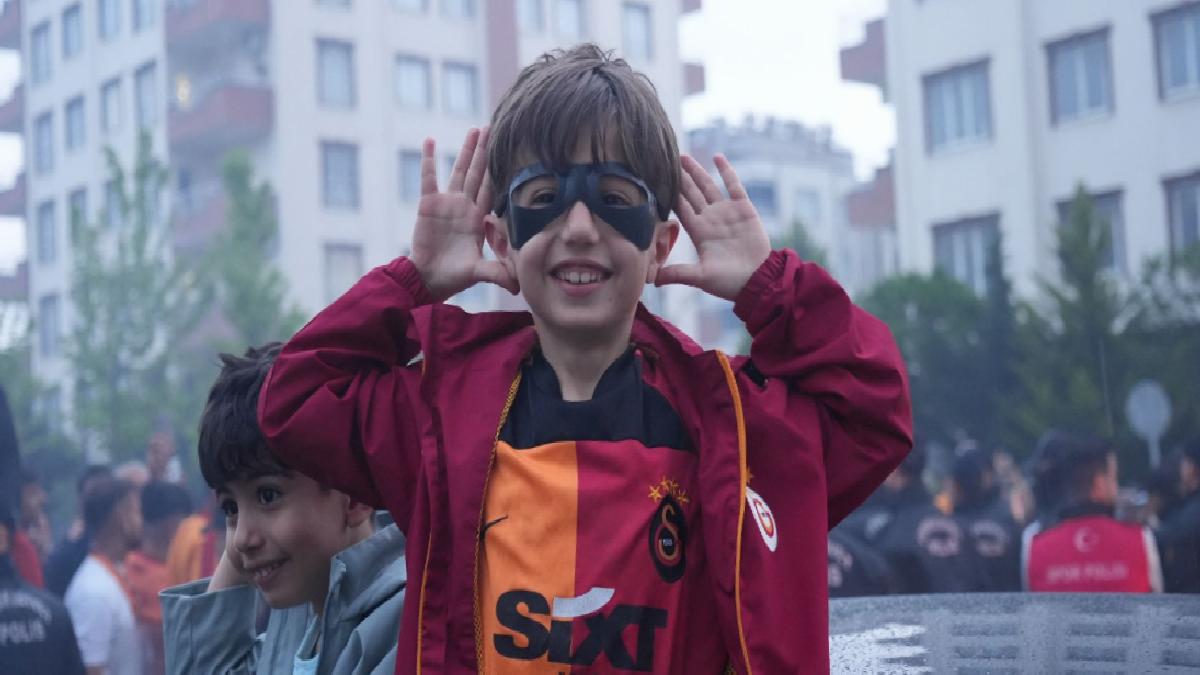 Galatasaray, Gaziantep’te coşkuyla karşılandı