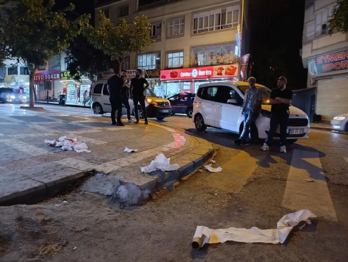 Galatasaray Kutlamasında Arbede: 3 Yaralı