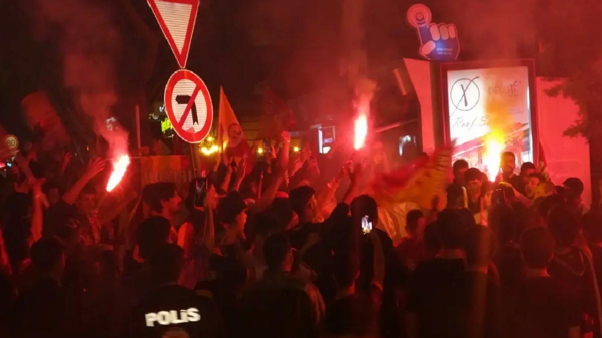 Galatasaray Şampiyonluğu Coşkuyla Kutlandı