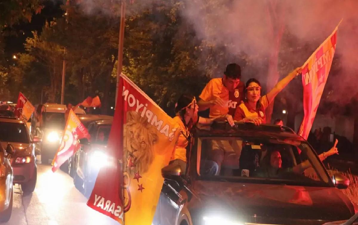 Galatasaray Şampiyonluğunu İlan Etti