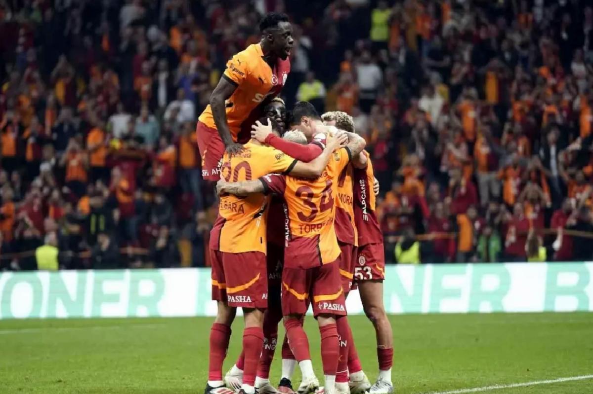 Galatasaray Şampiyonluk İçin Çıkıyor
