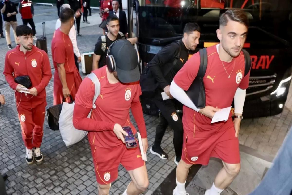 Galatasaray Trabzon’a Gitti
