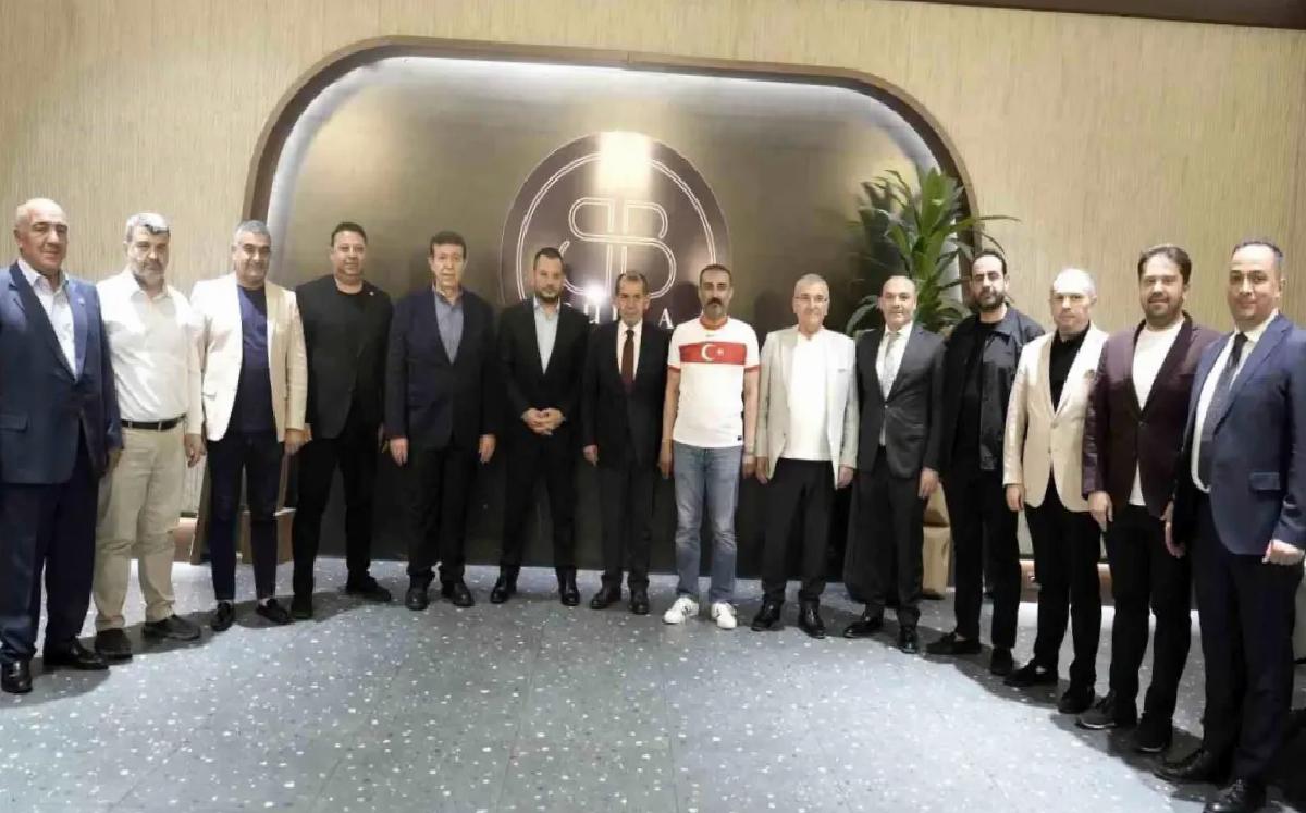 Galatasaray ve Trabzonspor Liderleri Dostluk Yemeğinde Buluştu