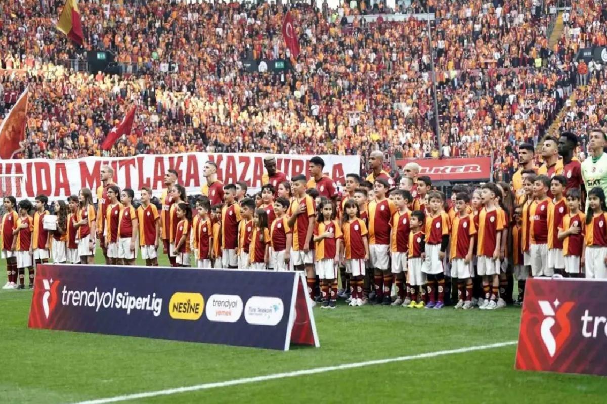 Galatasaray’da Takım Değişikliği