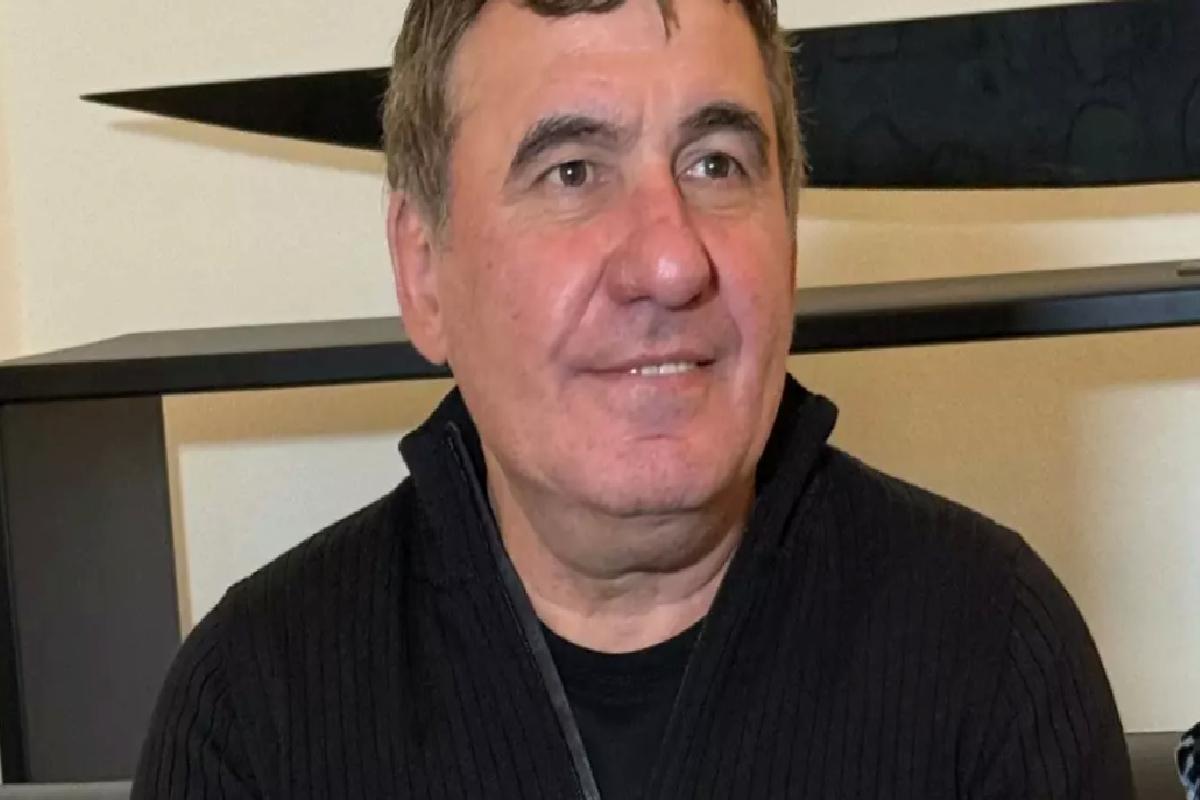 Galatasaray’ın efsanesi Hagi, Okan Buruk’u öve öve bitiremedi: Altın grubun bir modülü