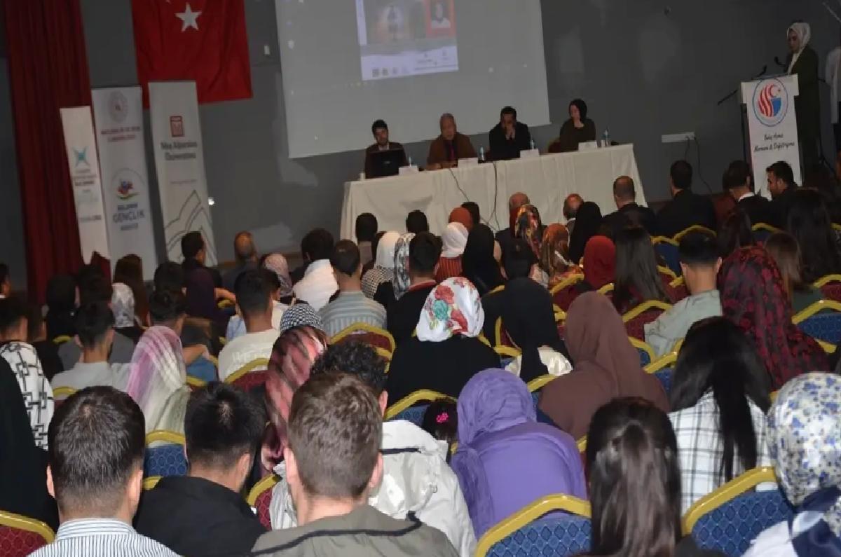 Gazze İçin Panel Düzenlendi