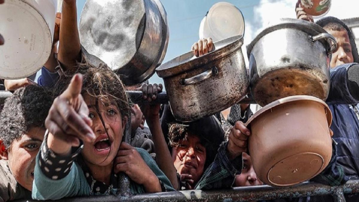 Gazze’de insanlık krizi: Açlık, 65 bin çocuğun hayatını tehdit ediyor