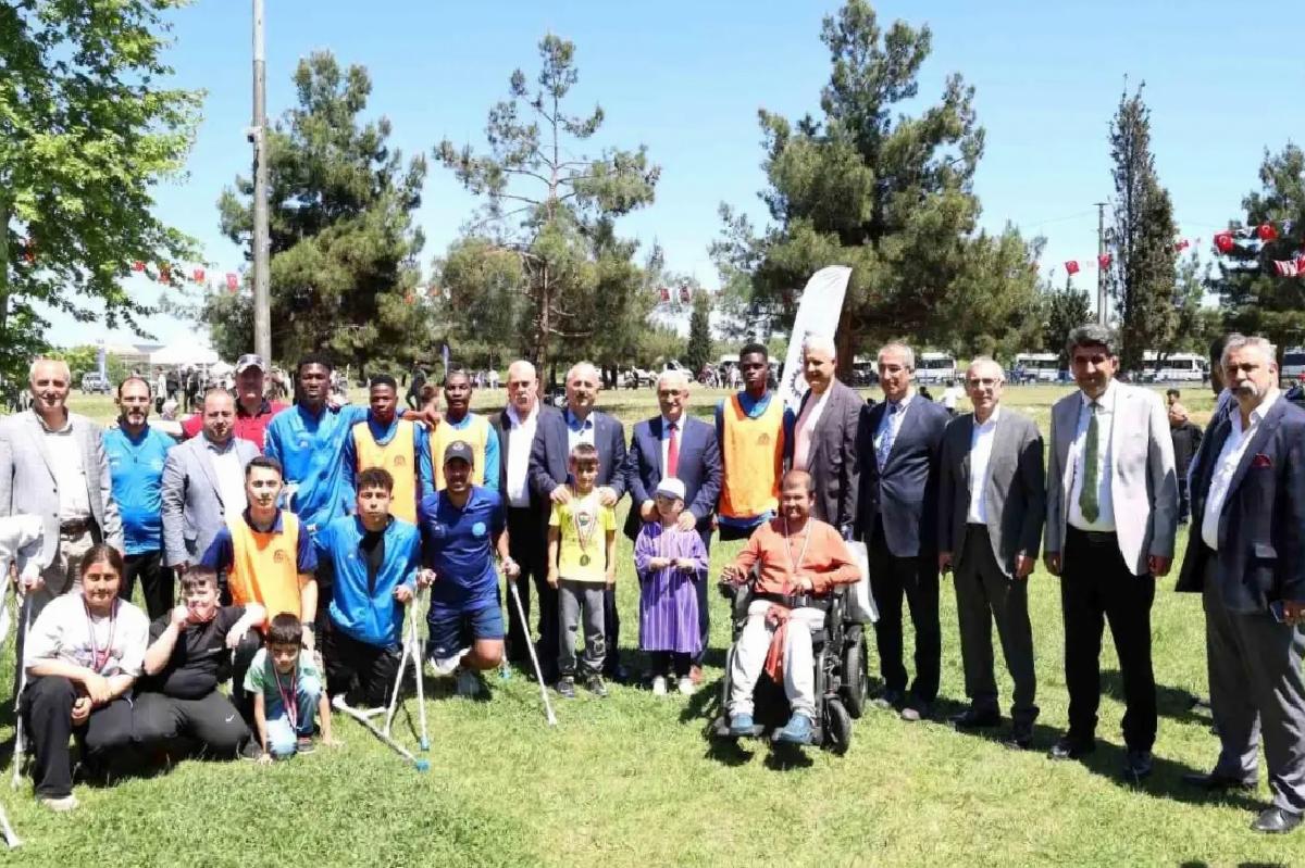 Gebze’de Özel Çocuklar için Cümbüş ve Spor Şenliği Düzenlendi