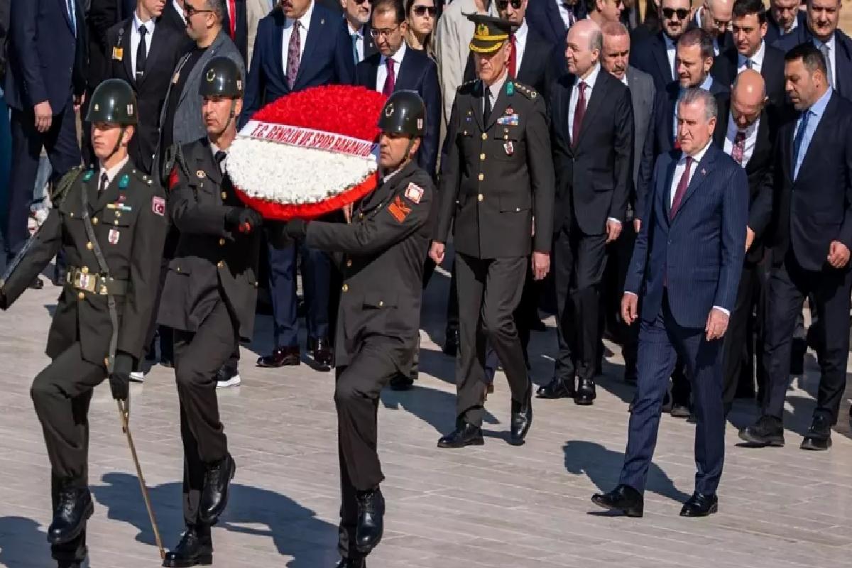 Gençlik Haftası Anıtkabir’de Kutlandı