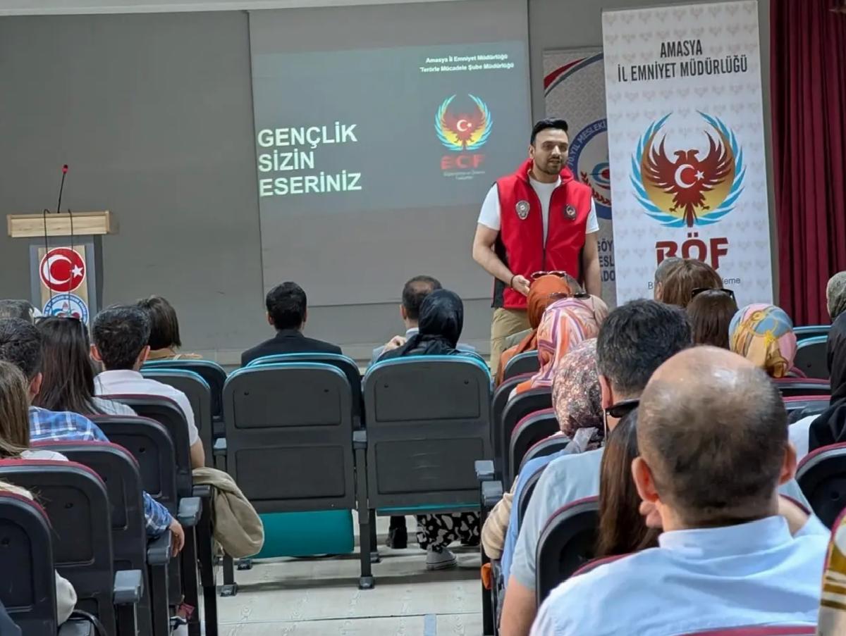 Gençlik Projesi Konferansı Düzenlendi