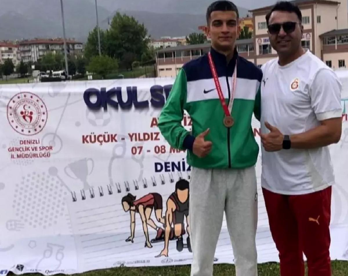 Görkem Efe Tan Türkiye Üçüncüsü