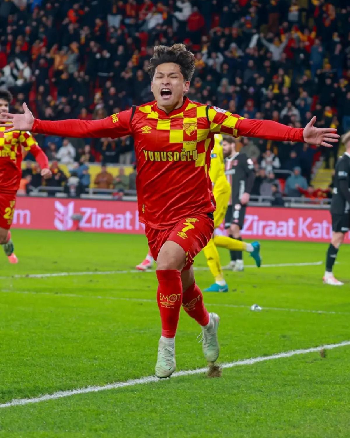 Göztepe Gelecek Dönem Hazırlıklarına Başladı