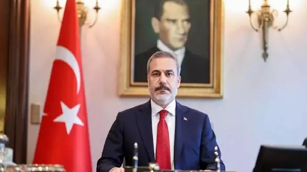 Hakan Fidan Varşova’da