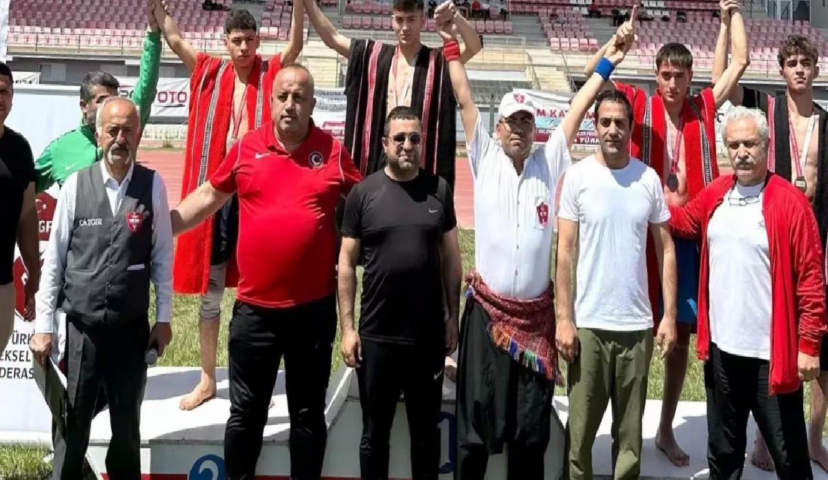 Hakkari’den Aba Güreşi Başarısı