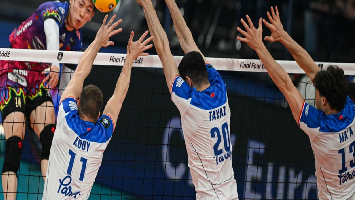 Halkbank yarı finalde kaybetti
