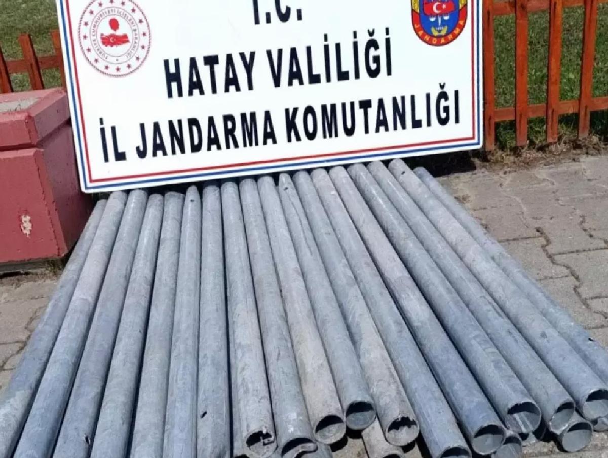 Hatay’da Otoyol Çitleri Çalındı