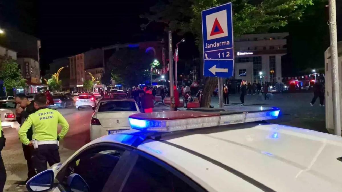 Havai Fişek Kaza Yaptı: 9 Yaşındaki Çocuk Yaralandı