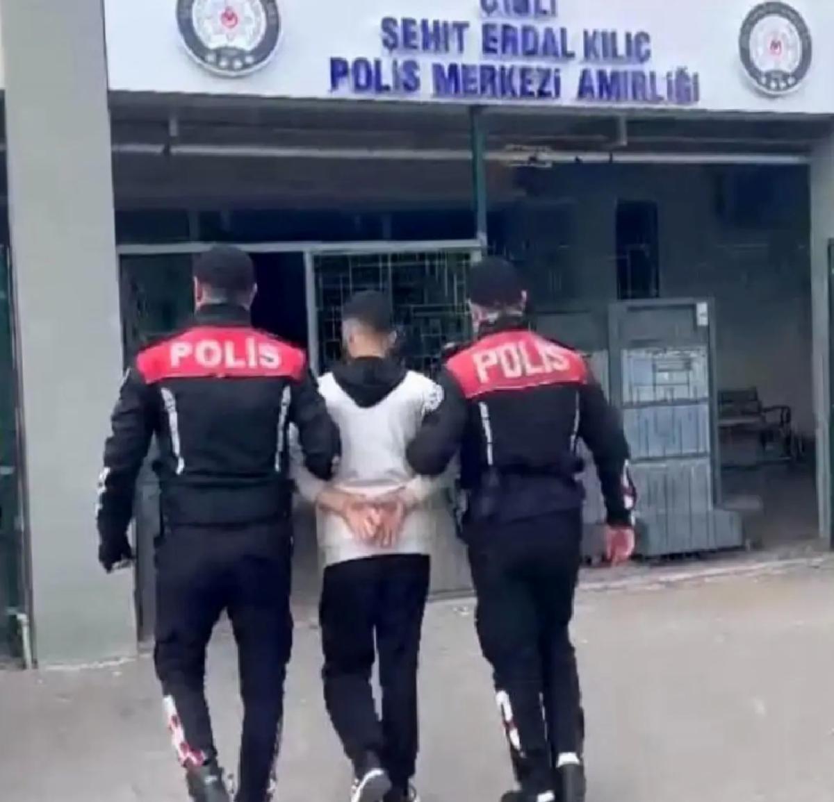 Hırsızlık hatalısı İzmir’de yakalandı