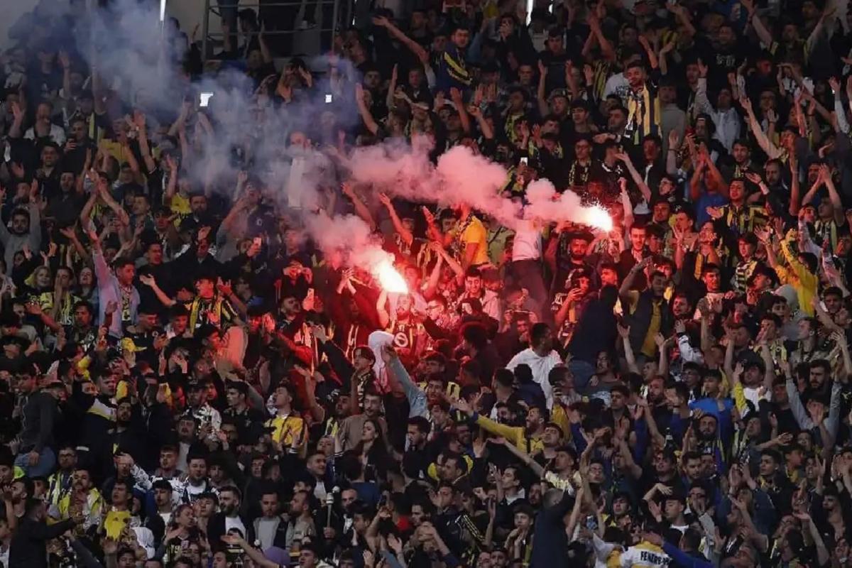 Hocası istemeyince çabucak kolları sıvadılar! Fenerbahçe’ye parasız yıldız