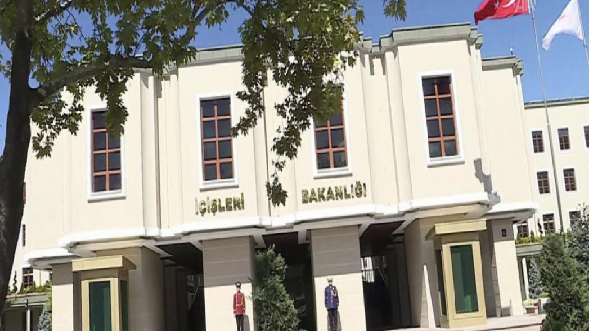İçişleri Bakanlığı ’30 ilçeye vali atanacağı’ argümanını yalanladı