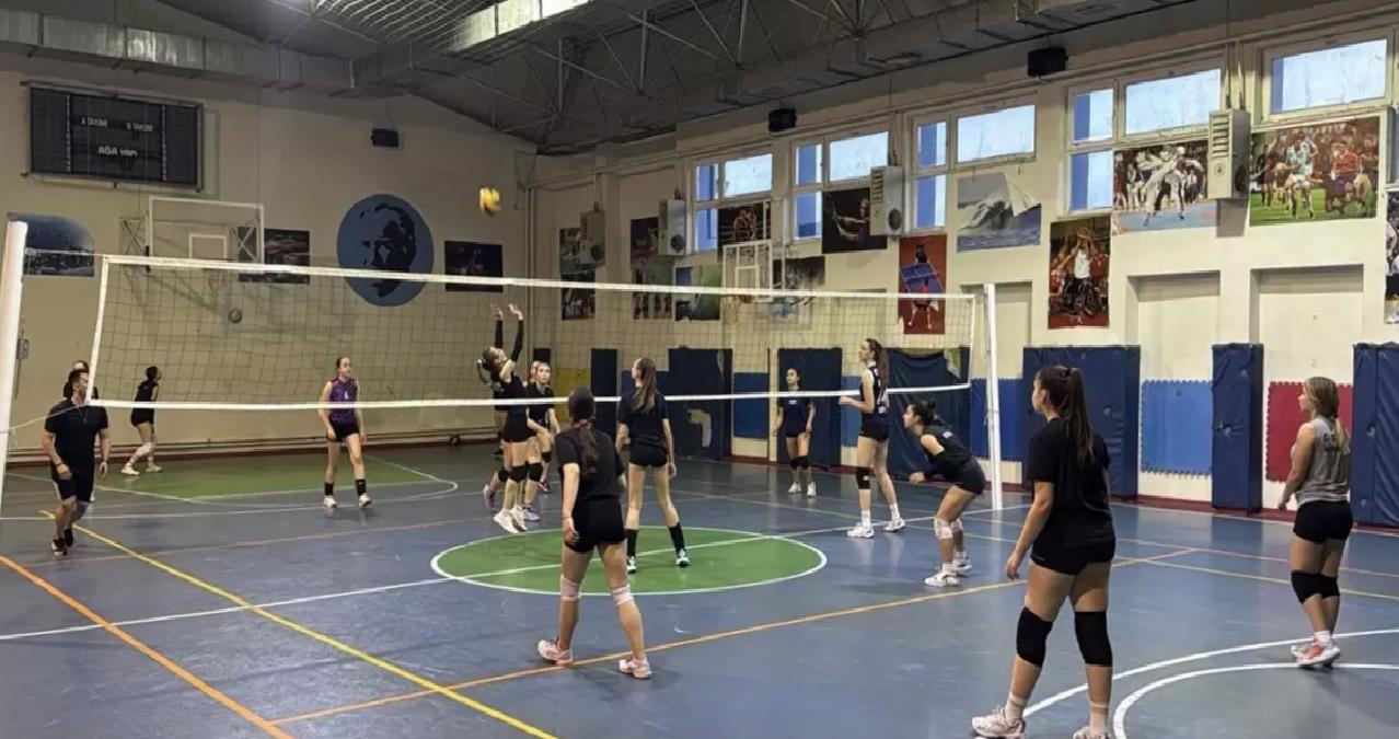 İkizler Voleybolda Maksat Büyük!