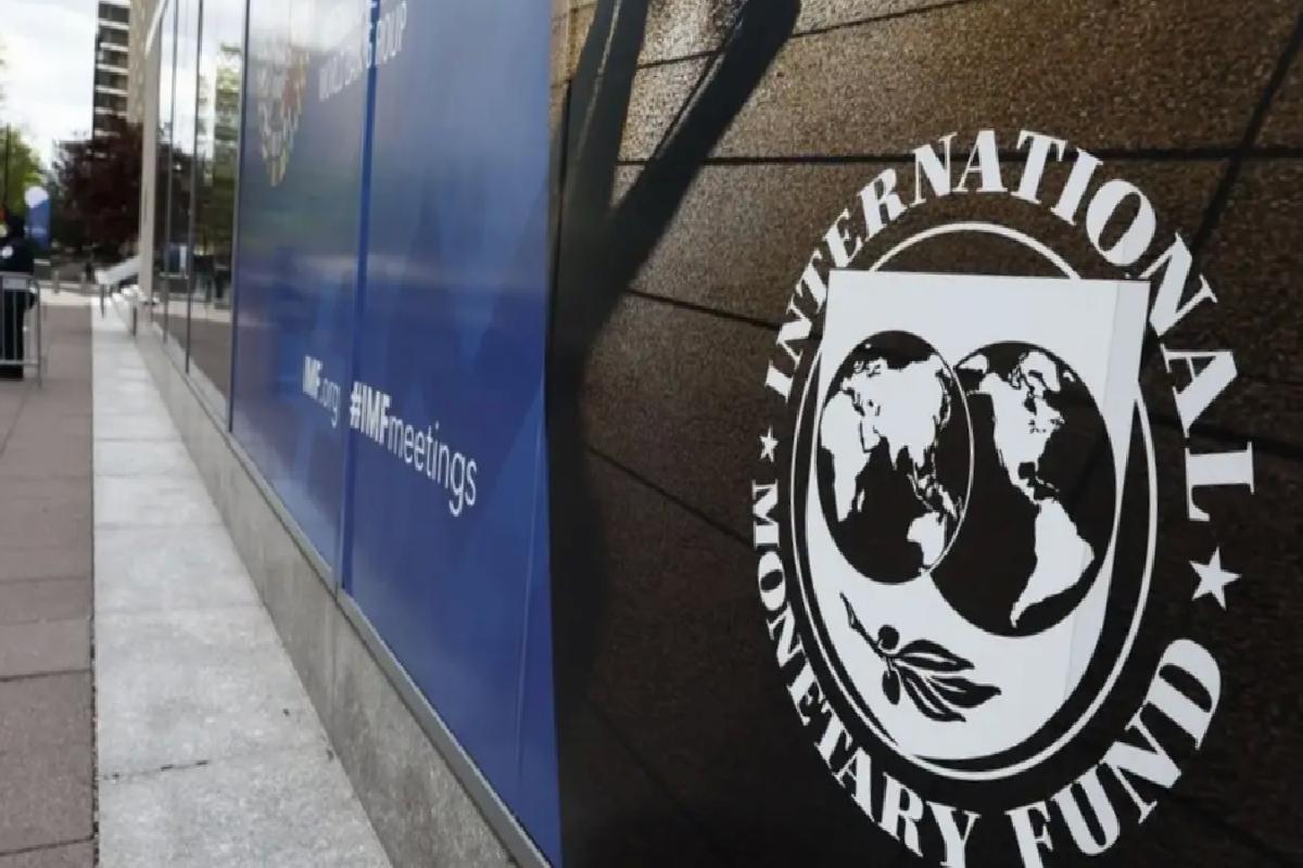 IMF, Pakistan’a 1,4 Milyar Dolar Kredi Onayladı