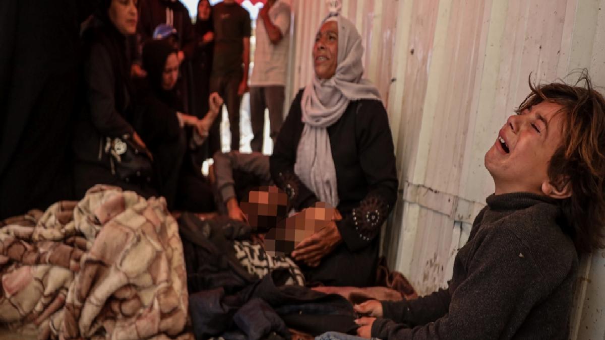 İsrail’den Gazze’ye kanlı taarruz: 100’den fazla meyyit