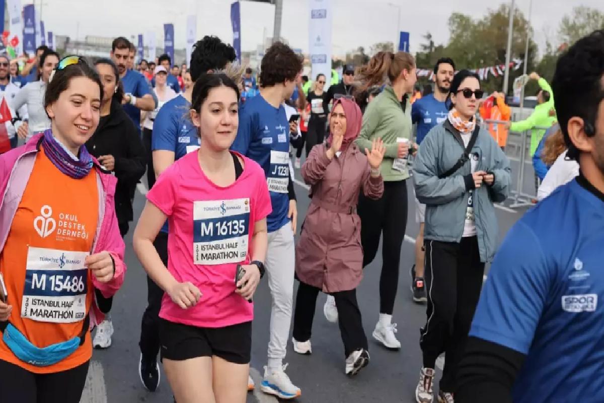 İstanbul Yarı Maratonu’nda Düzgünlük Rekoru