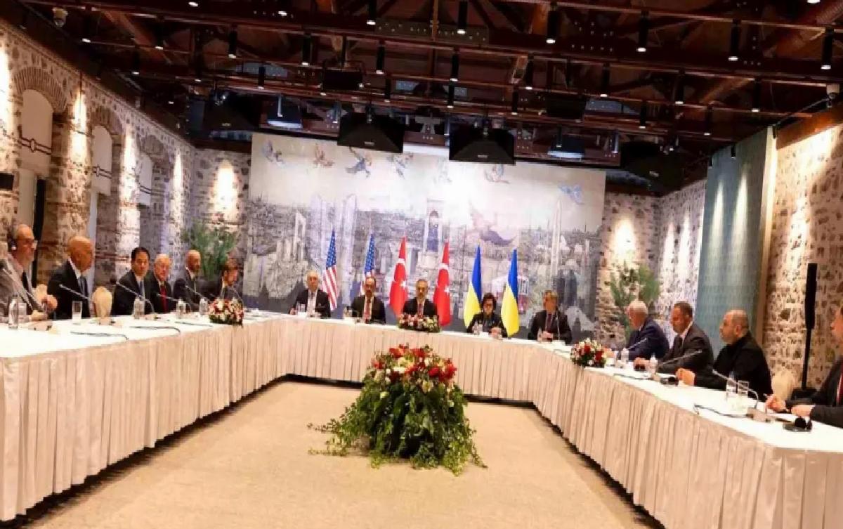 İstanbul’da Barış Müzakereleri Başladı
