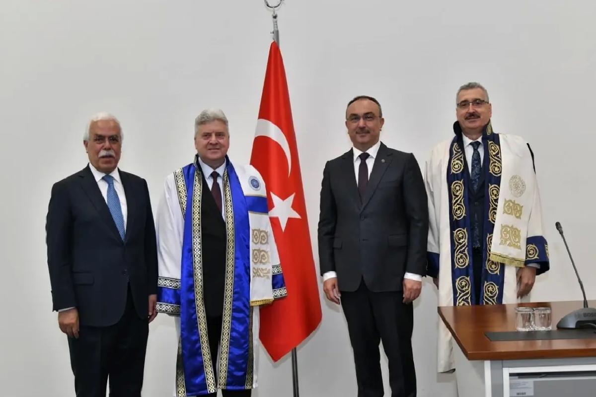 İvanov’a Fahri Doktora Unvanı