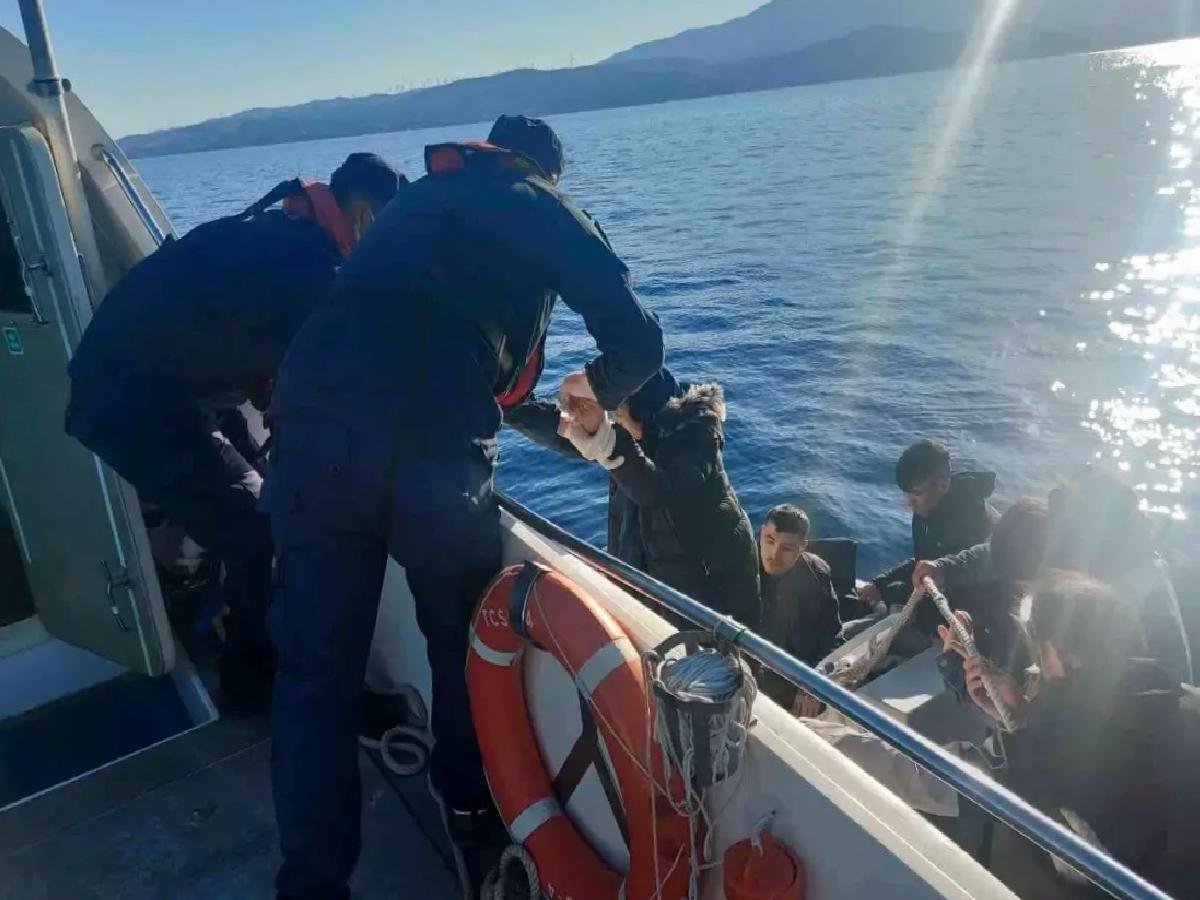 İzmir’de 67 Göçmen Kurtarıldı