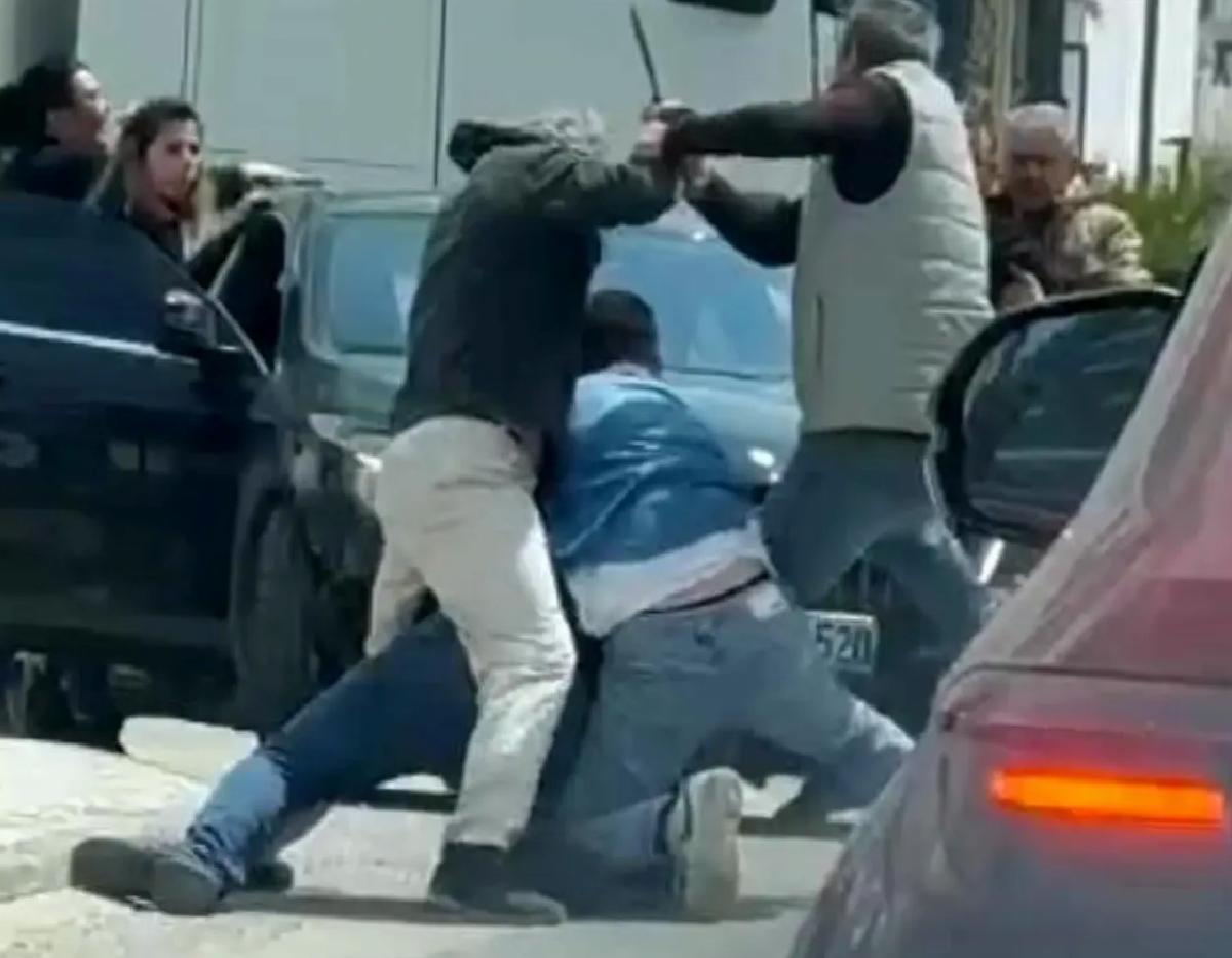 İzmir’de Trafik Tartışmasında Satırlı Atak
