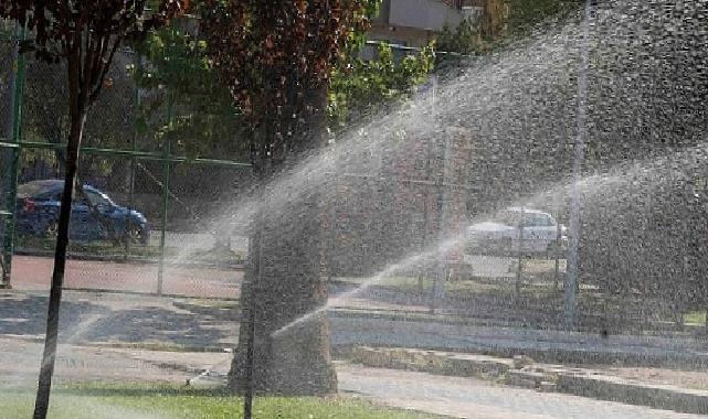 İzmir’in parklarında su kaybına geçit yok