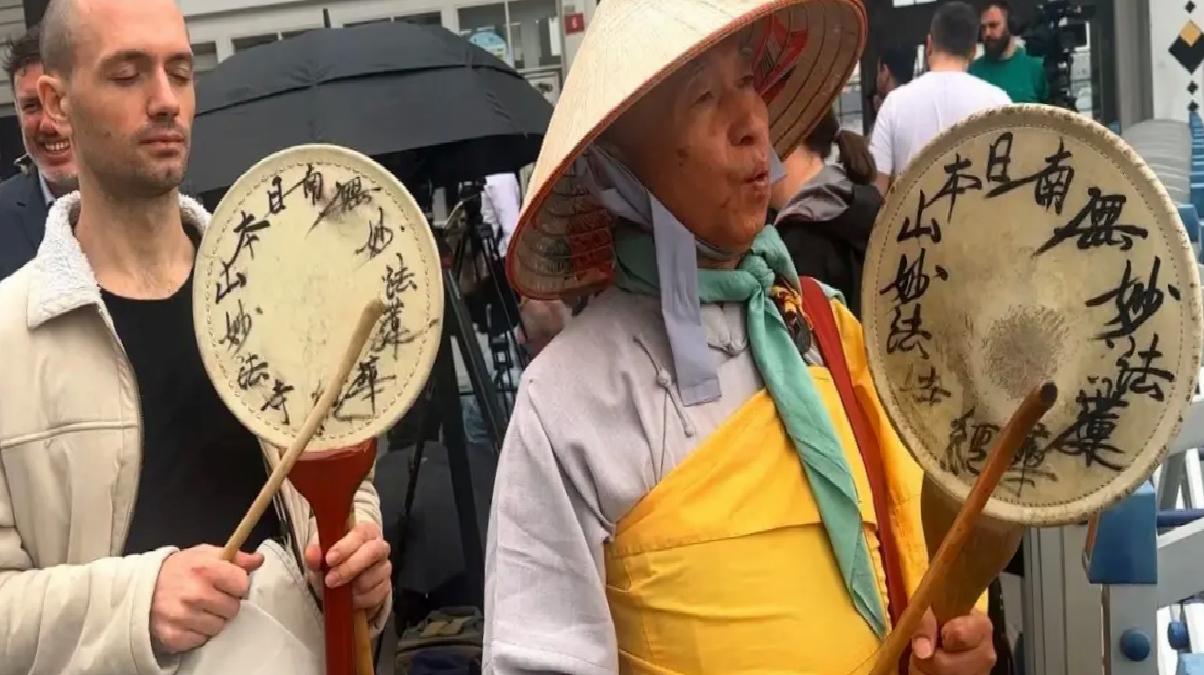 Japon Barış Elçisi İstanbul’da Dua Etti