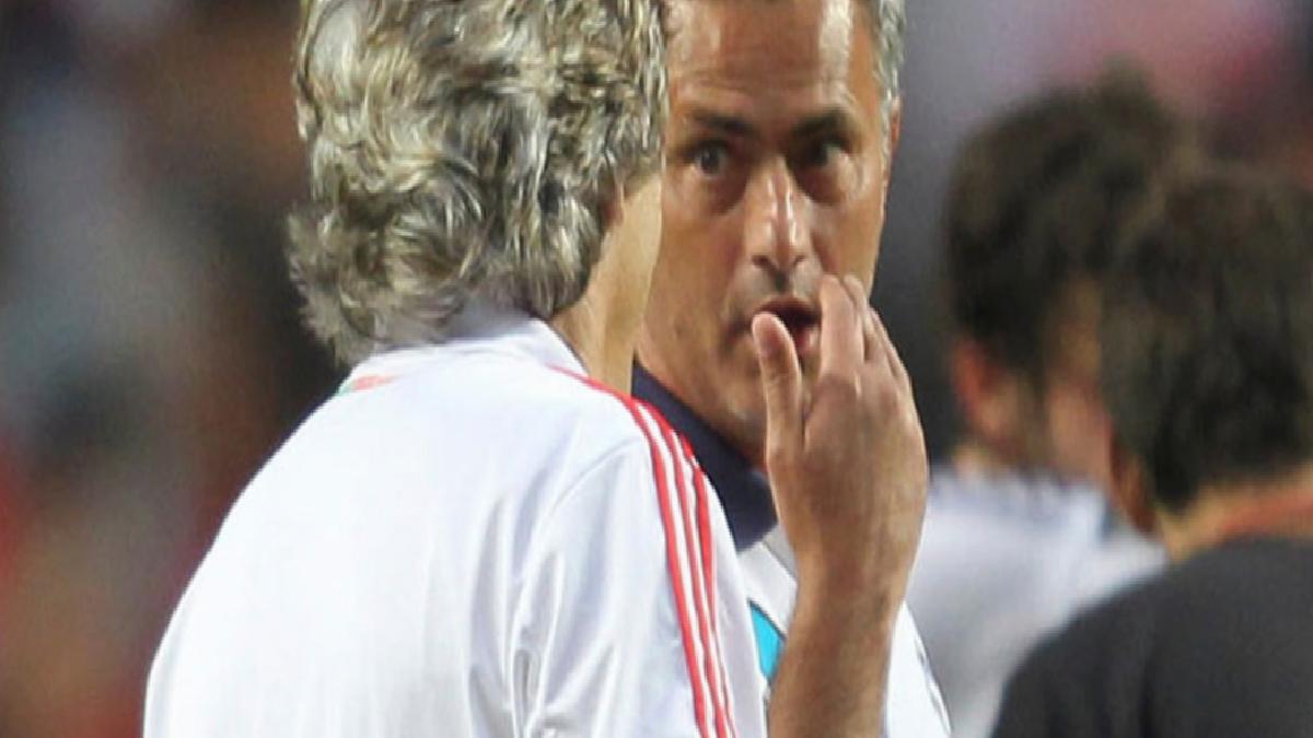 Jose Mourinho da Jorge Jesus üzere şampiyonluğu derbilerde kaybetti