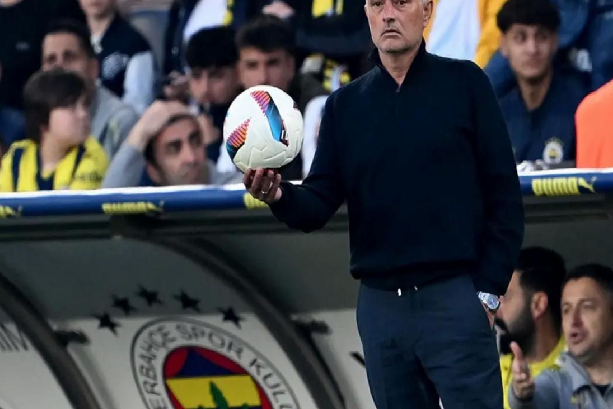 Jose Mourinho’dan geleceğiyle ilgili flaş yanıt