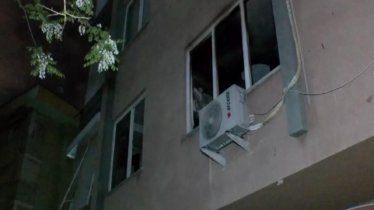 Kadıköy’de Yangın: Tenkit Müellifi Hayatını Kaybetti