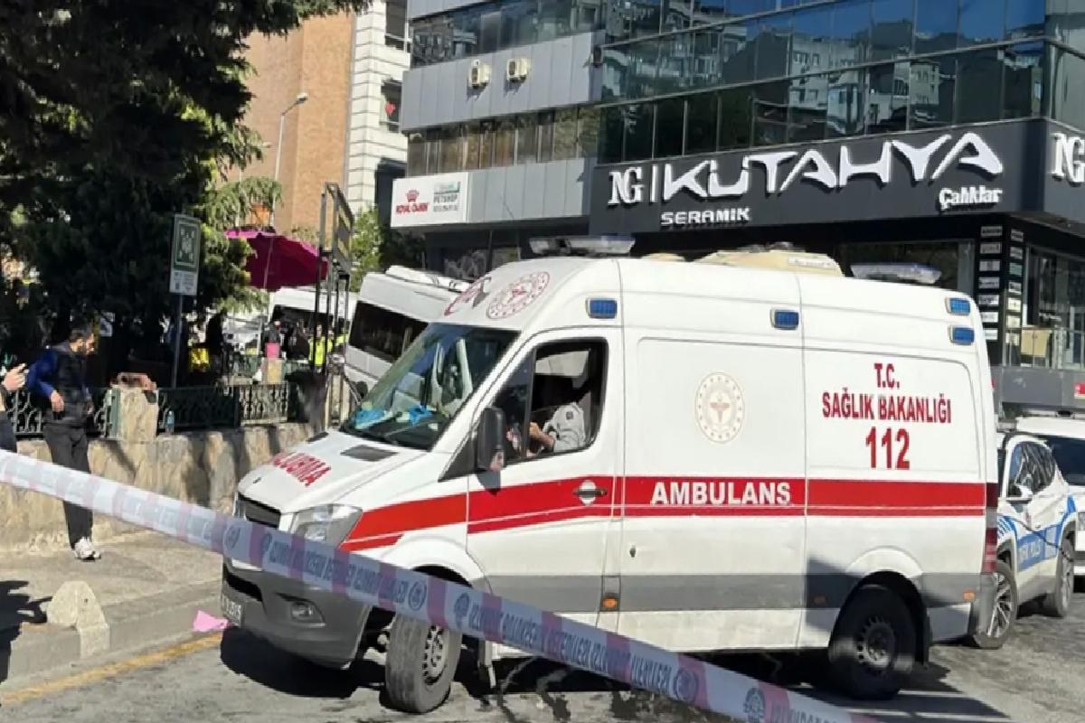 Kağıthane’de Minibüs Yayalara Çarptı: 1 Meyyit, 4 Yaralı
