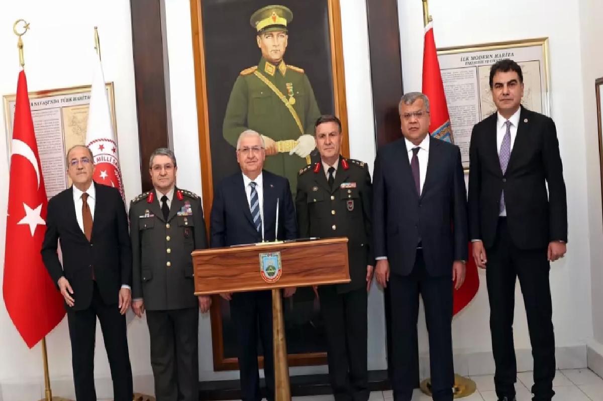 Kahraman Ordunun Coğrafik Bilgi Gereksinimi