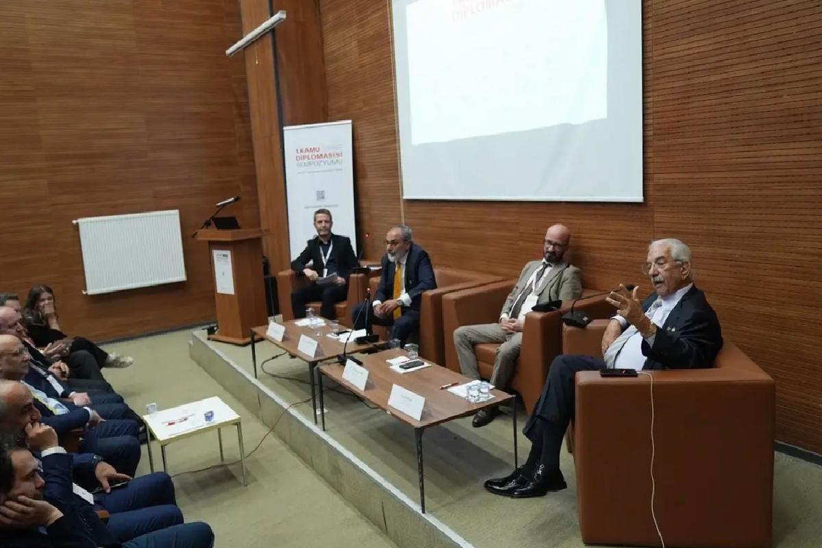 Kamu Diplomasisi Sempozyumu Sona Erdi