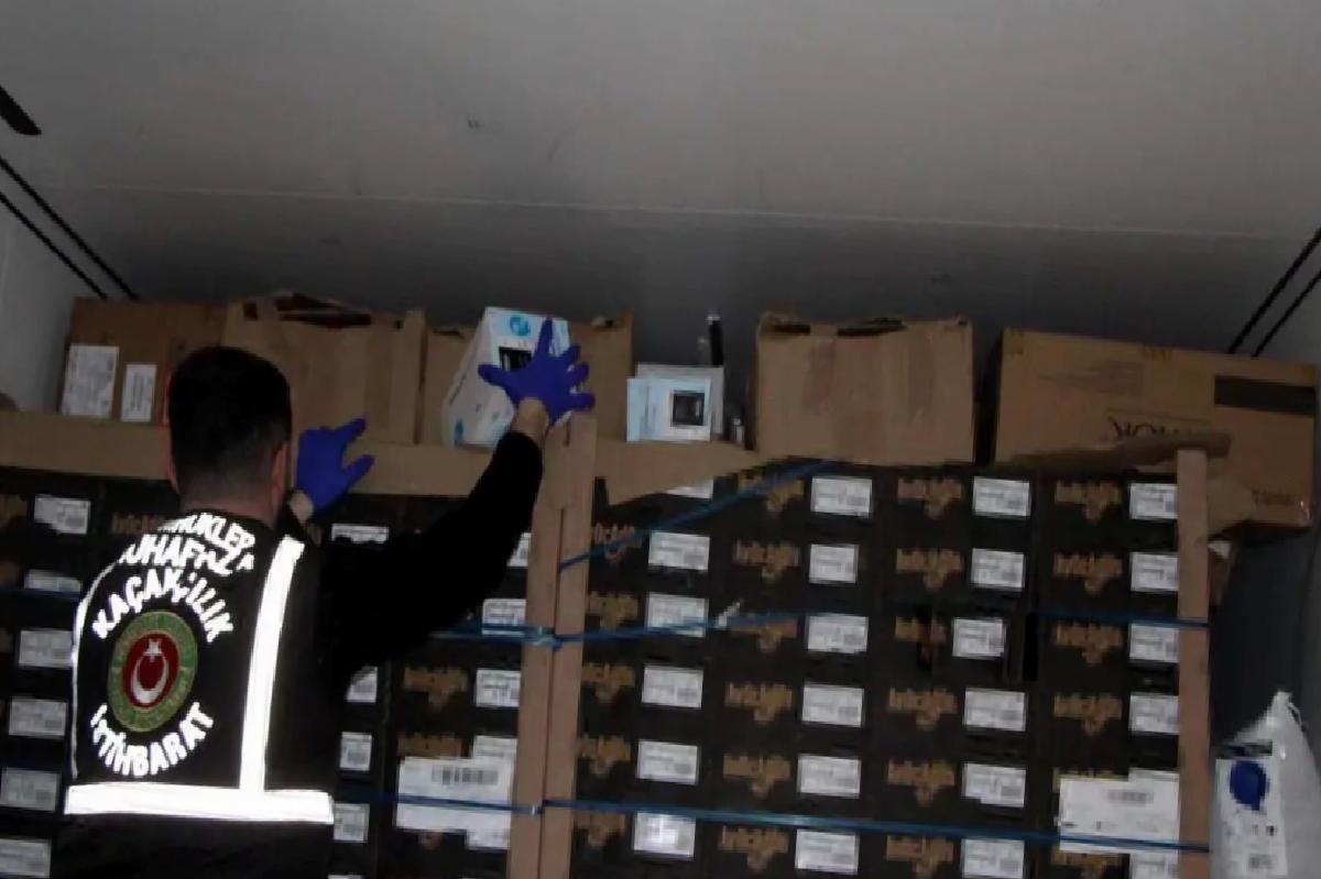 Kapıkule’de Kaçak Elektronik Sigara ve İlaç Yakalandı