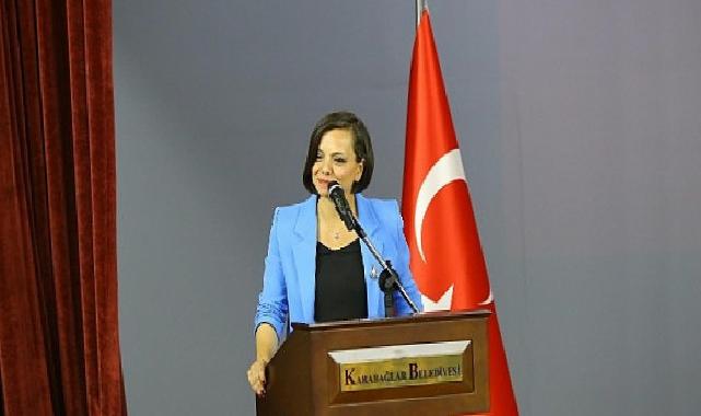 Karabağlar Belediyesi’nde aday memurlar yemin etti