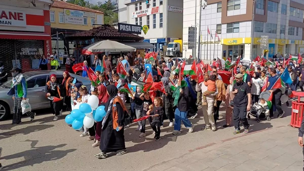 Karabük’te Çocuklardan Filistin’e Takviye Yürüyüşü